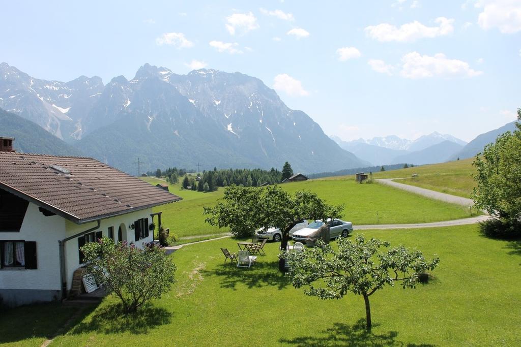 Zum Bergbauer Appartement Mittenwald Buitenkant foto